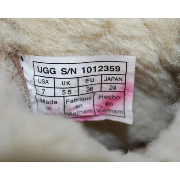 UGG Women's Quincy Fold Shearling Lined Lace-Up Boots Combat EU 38 Size 7 - Picture 6 of 9